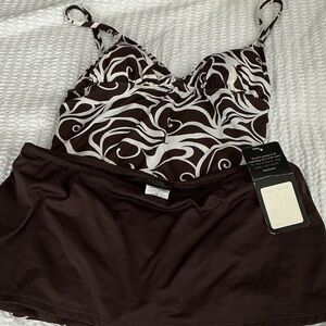 Daisy Fuentes Brown and White Tankini Top